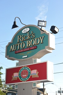  our Ricks Auto Body sign